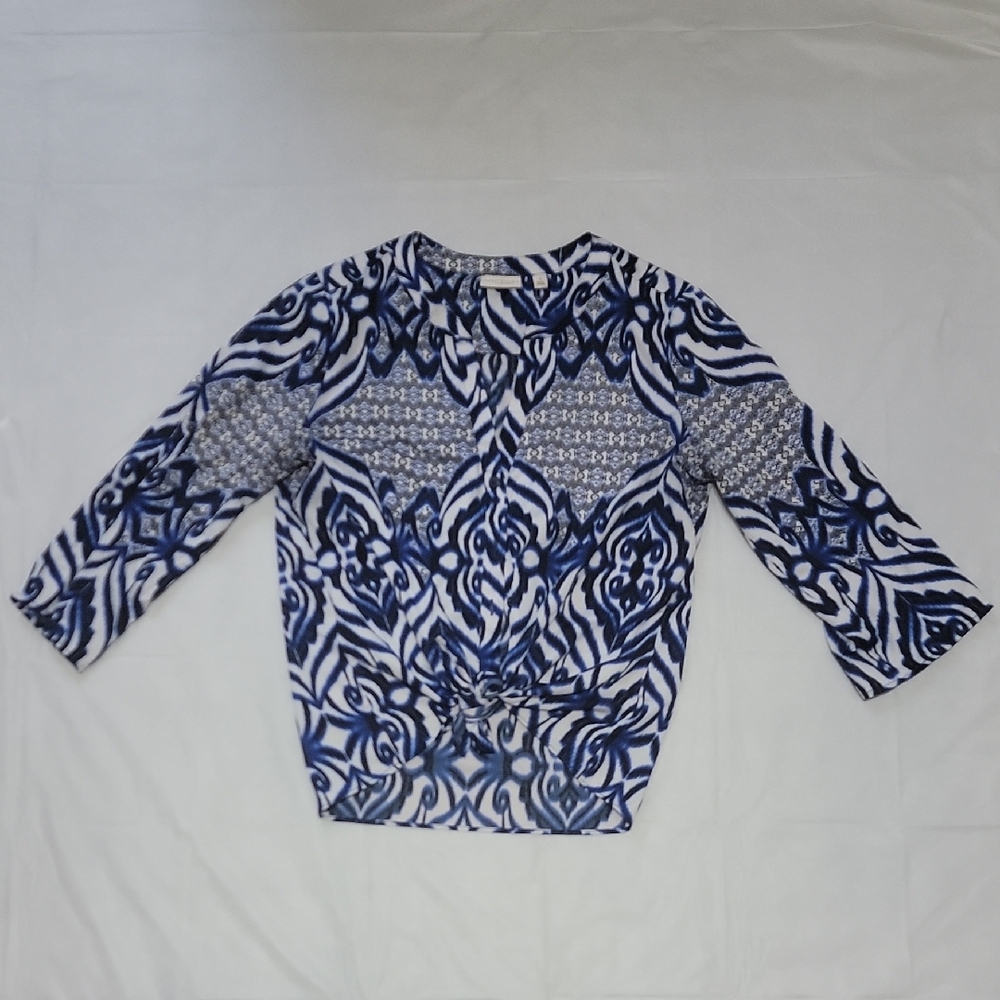 Eva Mendes - New York & Company Blue and White Patterned Blouse